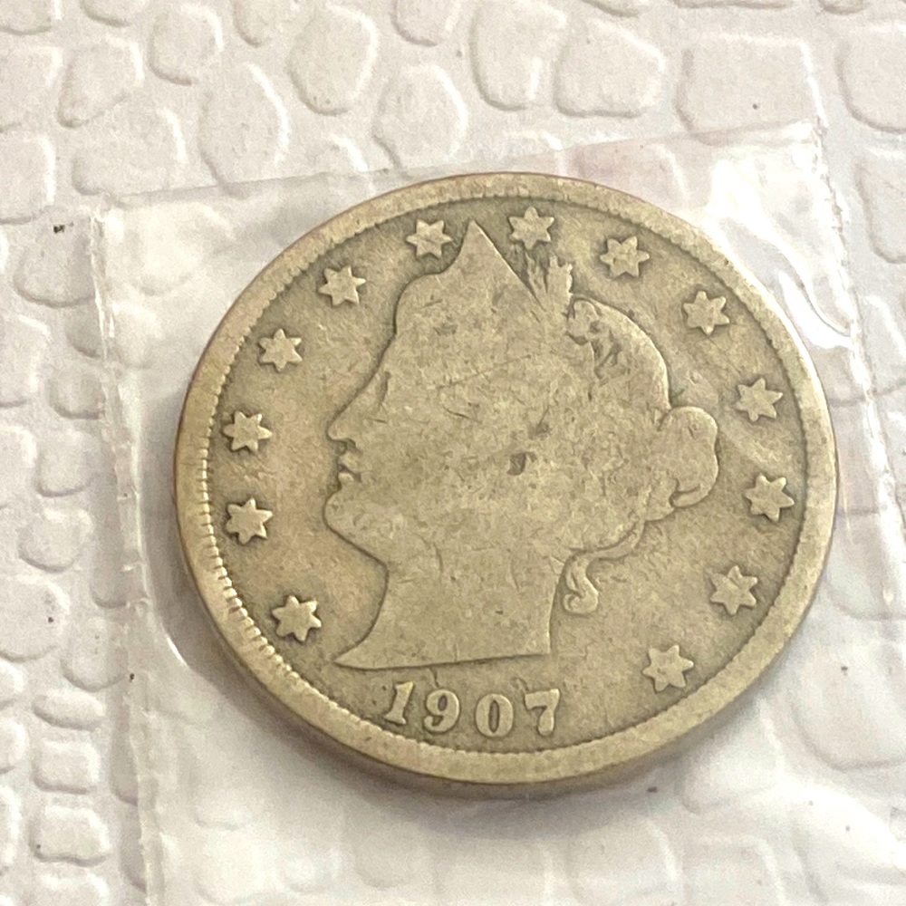 Antique 1907 Liberty Head V 5 Cents